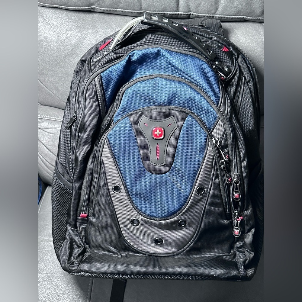 Wenger Ibex Laptop Backpack, Black/Blue